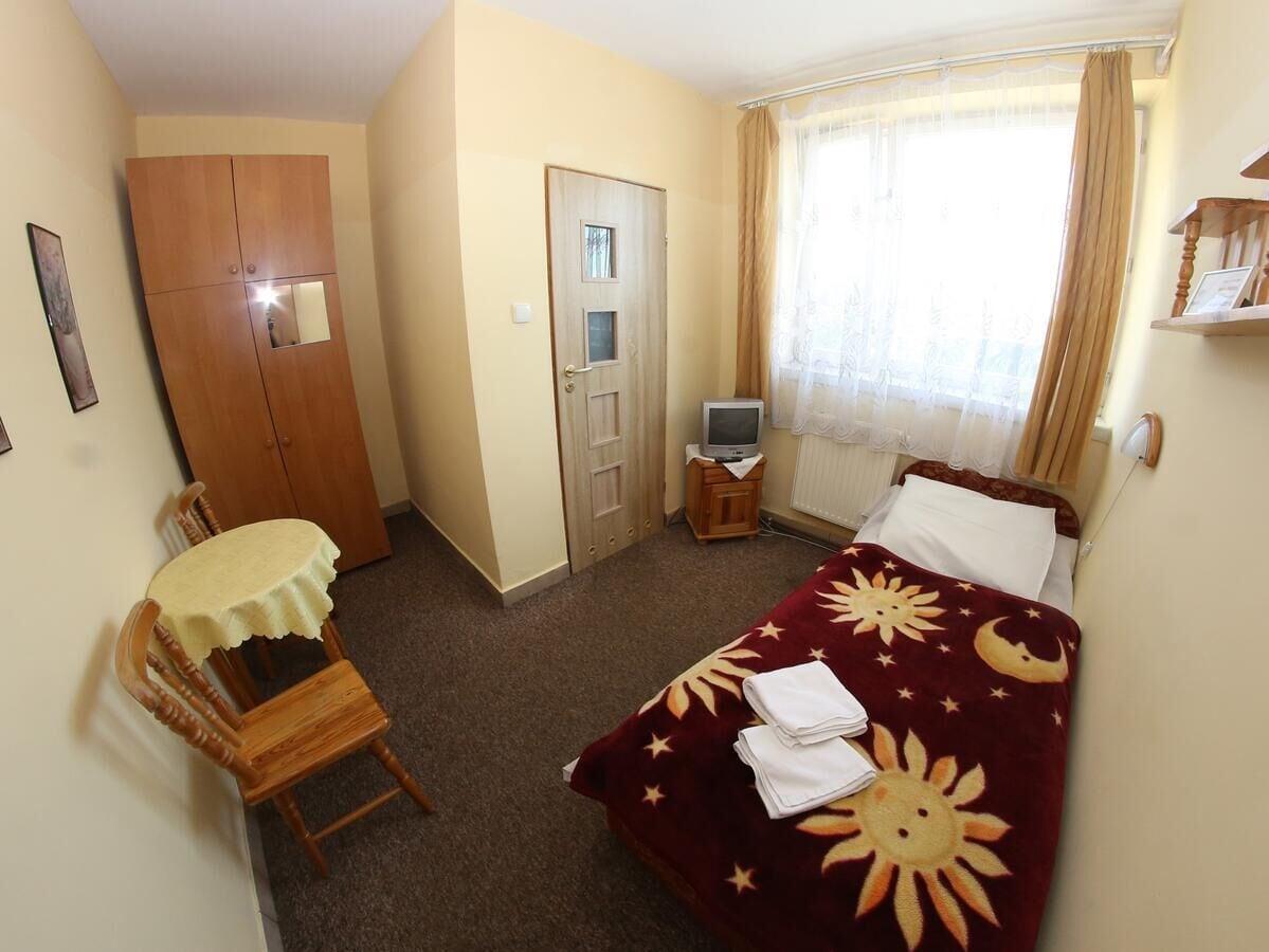 Hotel Daisy Budget Красков Екстериор снимка