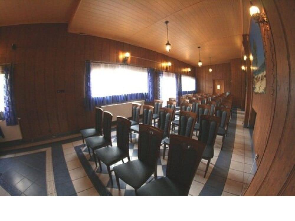 Hotel Daisy Budget Красков Екстериор снимка