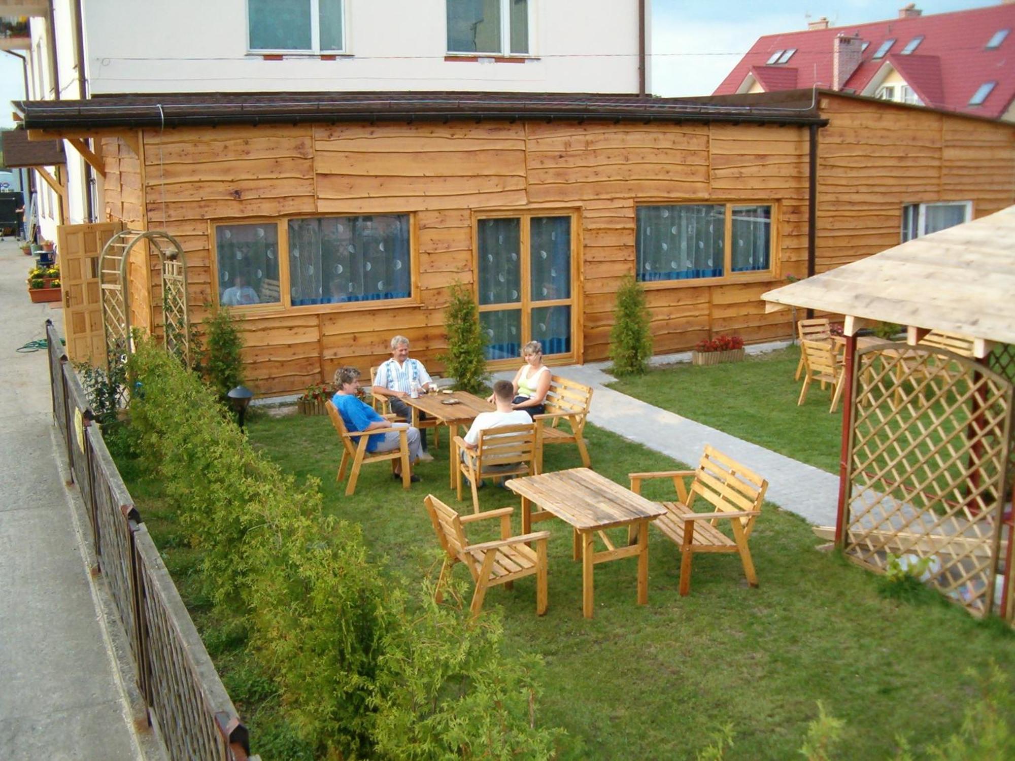 Hotel Daisy Budget Красков Екстериор снимка