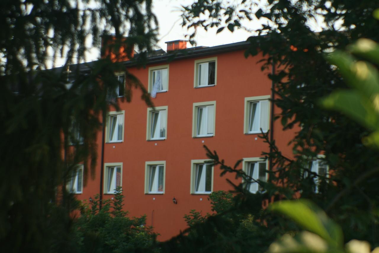 Hotel Daisy Budget Красков Екстериор снимка